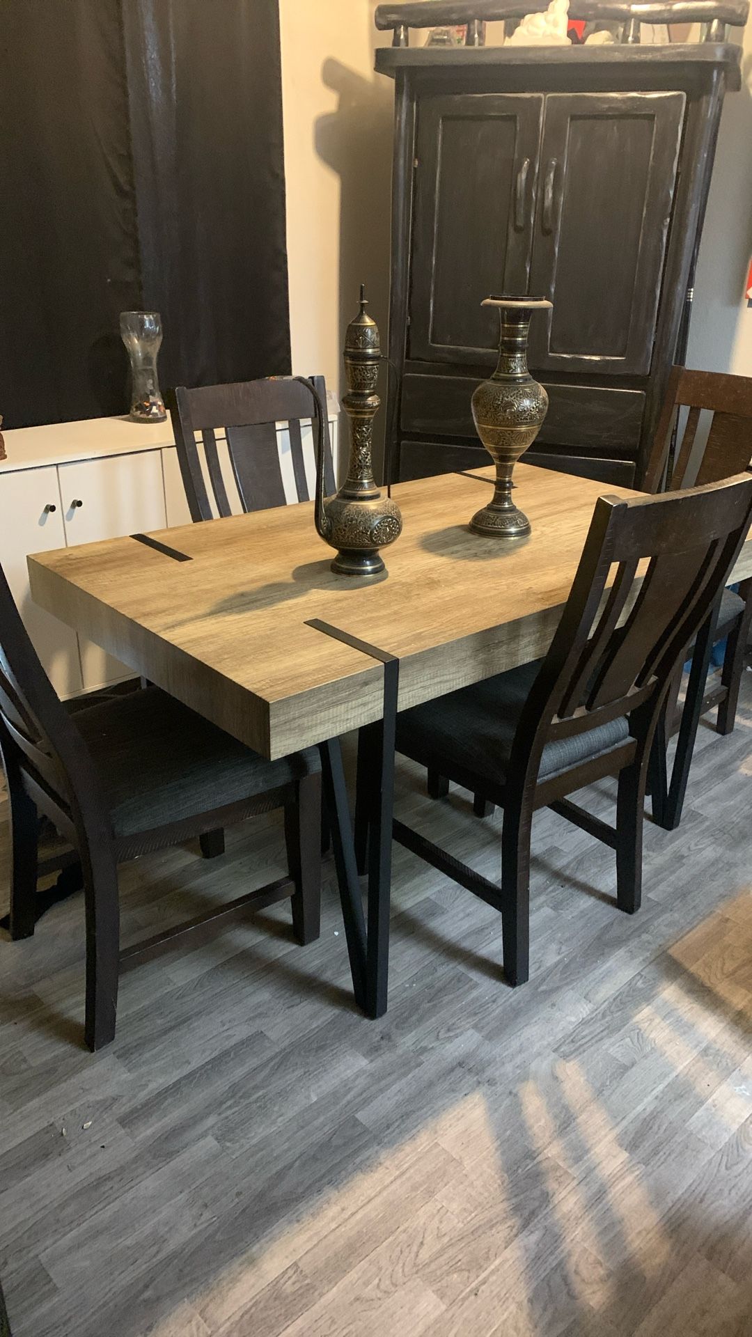 Kitchen Table