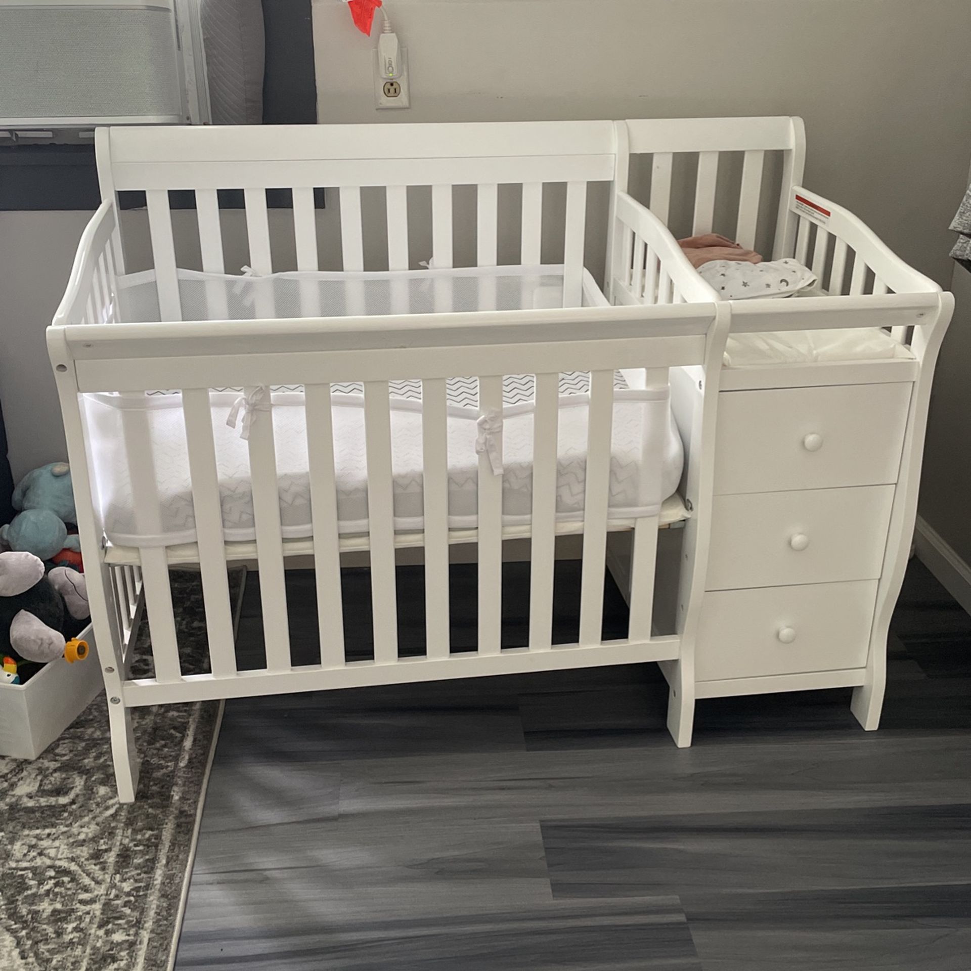 Mini Crib