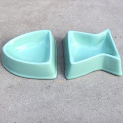 NEW* 2 Unique Ceramic  Fish Shape Snack Bowls (Silver Lake)