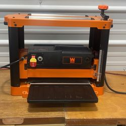 WEN 12 1/2 Inch Thickness Planer 