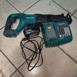 MAKITA 18V XLT SAW SAWZALL