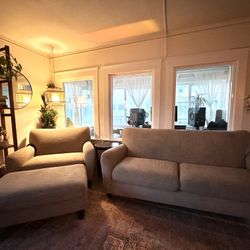 Love Seat And Couch (no Ottoman)