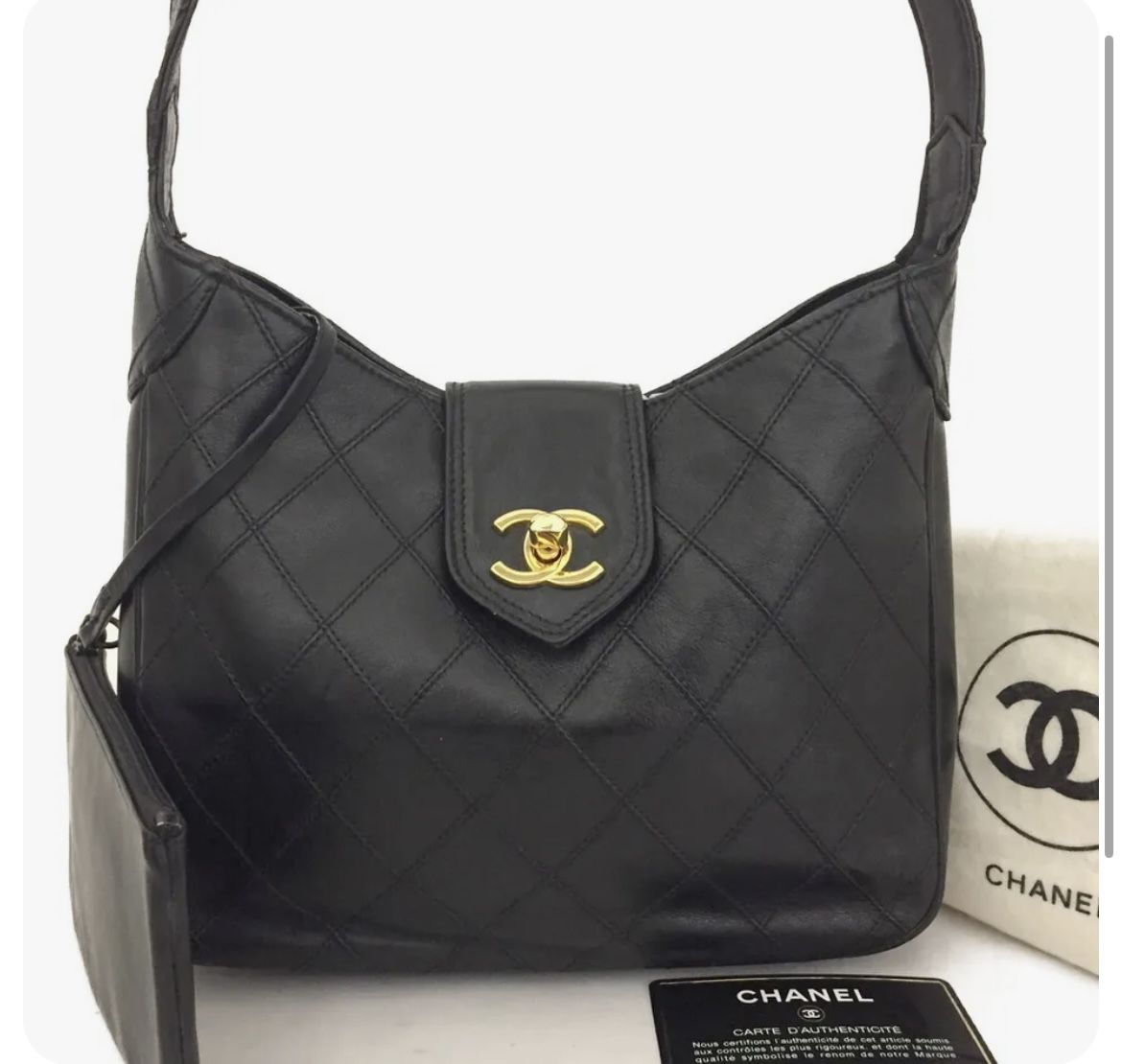 Chanel vintage Shoulder Bag Authentic