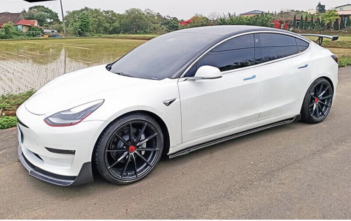 Brand New Gloss Black Side Skirts for 2017-2023 Tesla Model 3. DIY