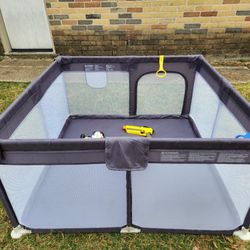 Baby Play Pen