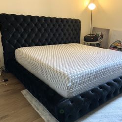 New Queen Bed Frame With Mattress