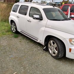 The Car Is a Chevy HHR 2006 It Need  Some Tlc 