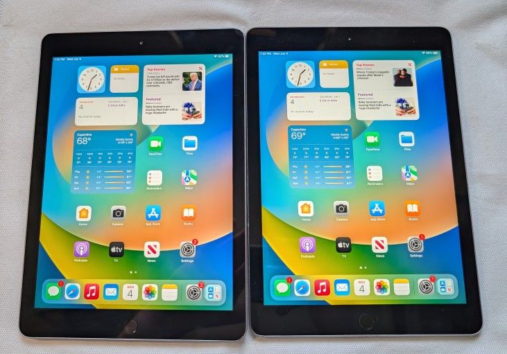 Pair of very nice APPLE iPad 5 32GB WIFI 9.7 inch tablets- QUEENS PICK UP