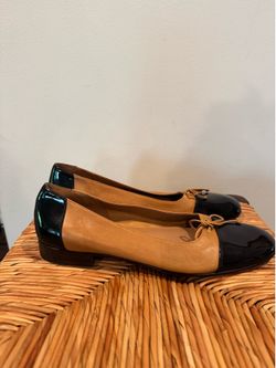 Two-Tone Black and Tan Leather Ballet Flats with Bow size 9