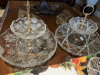 Mikasa server vases