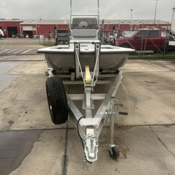 2024 Majek 22 Illusion