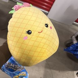 Pineapple Pineapple Squish Mallow