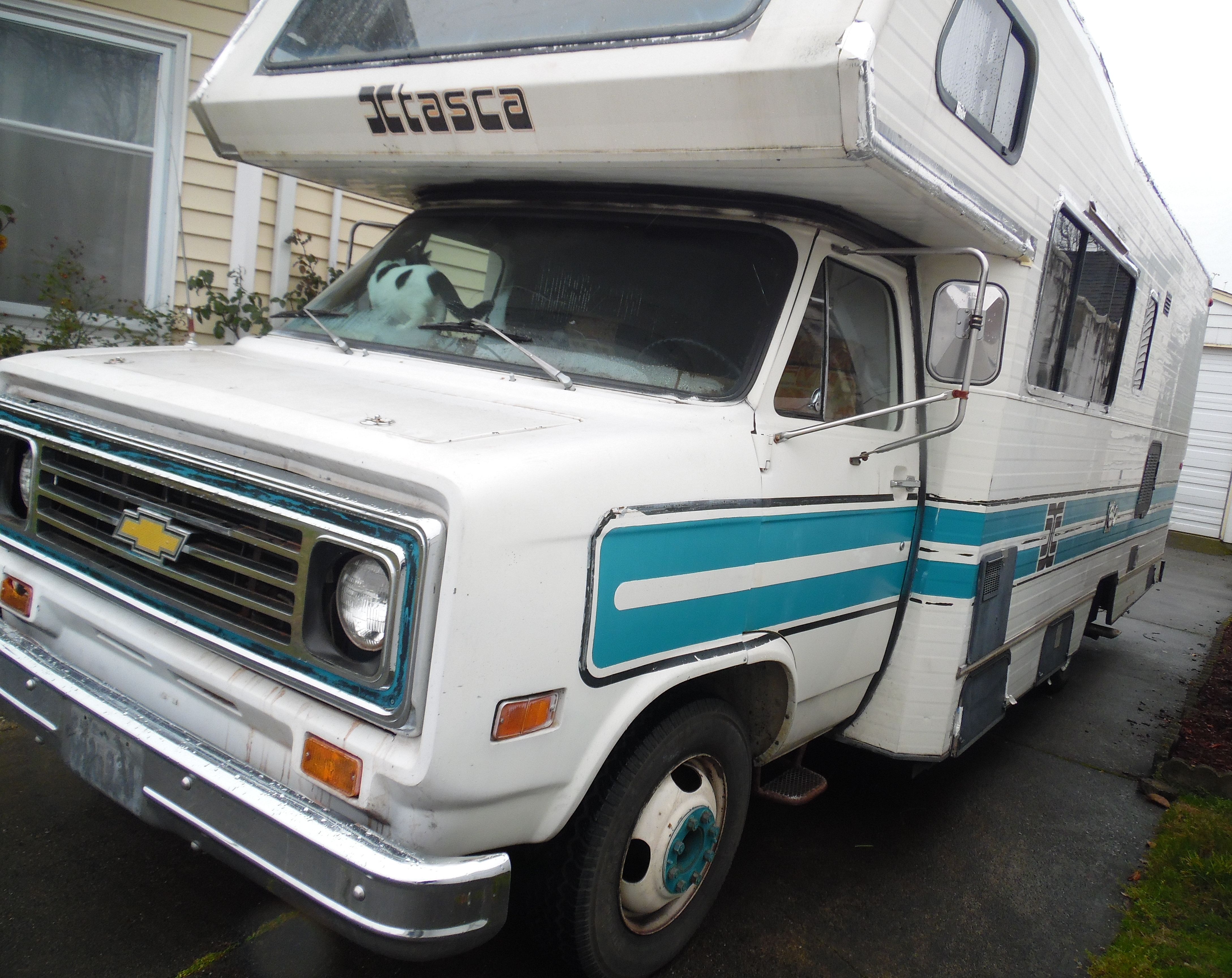 1977 Chevy Itasca 25ft Motorhome