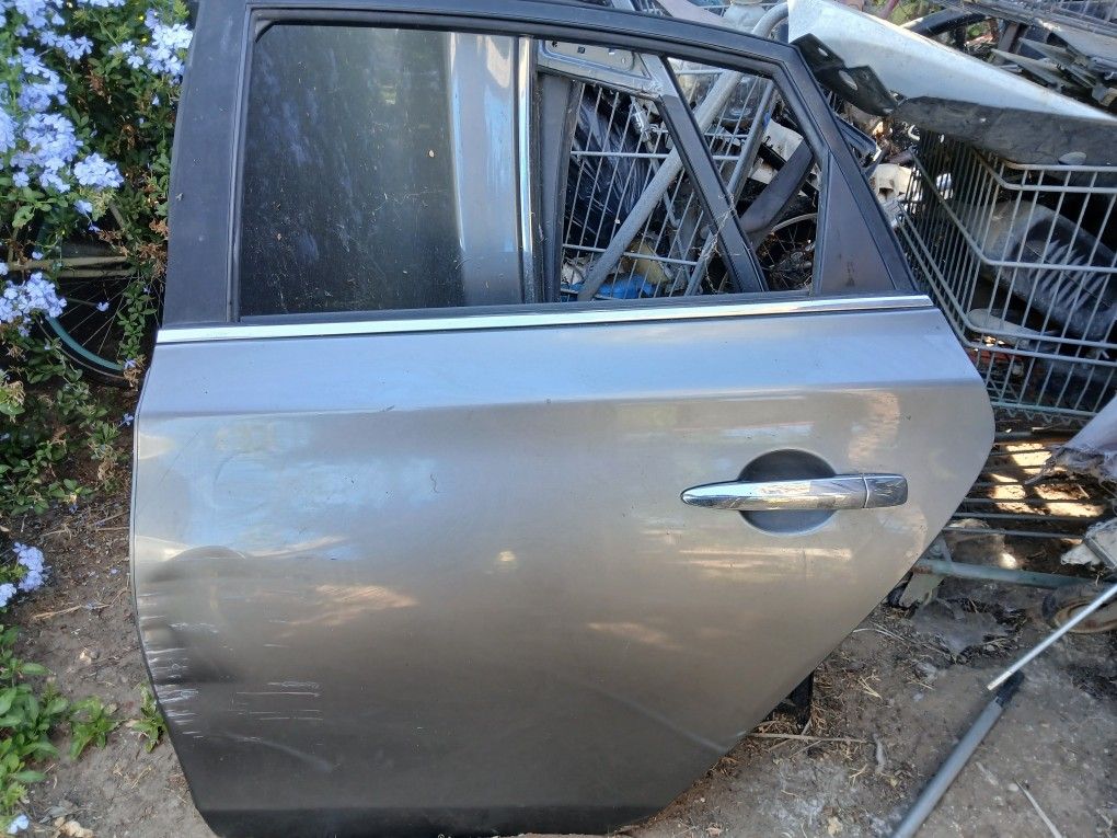 2013to2019 Nissan Sentra Rear Left Side Door