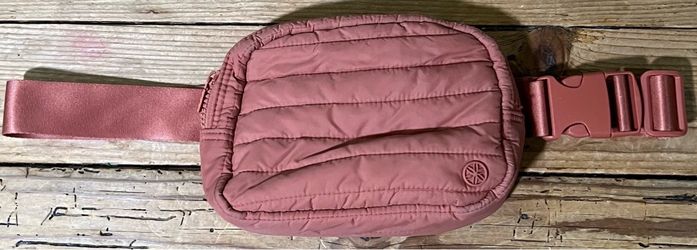 Gaiam Pink Quilted Waist Pack