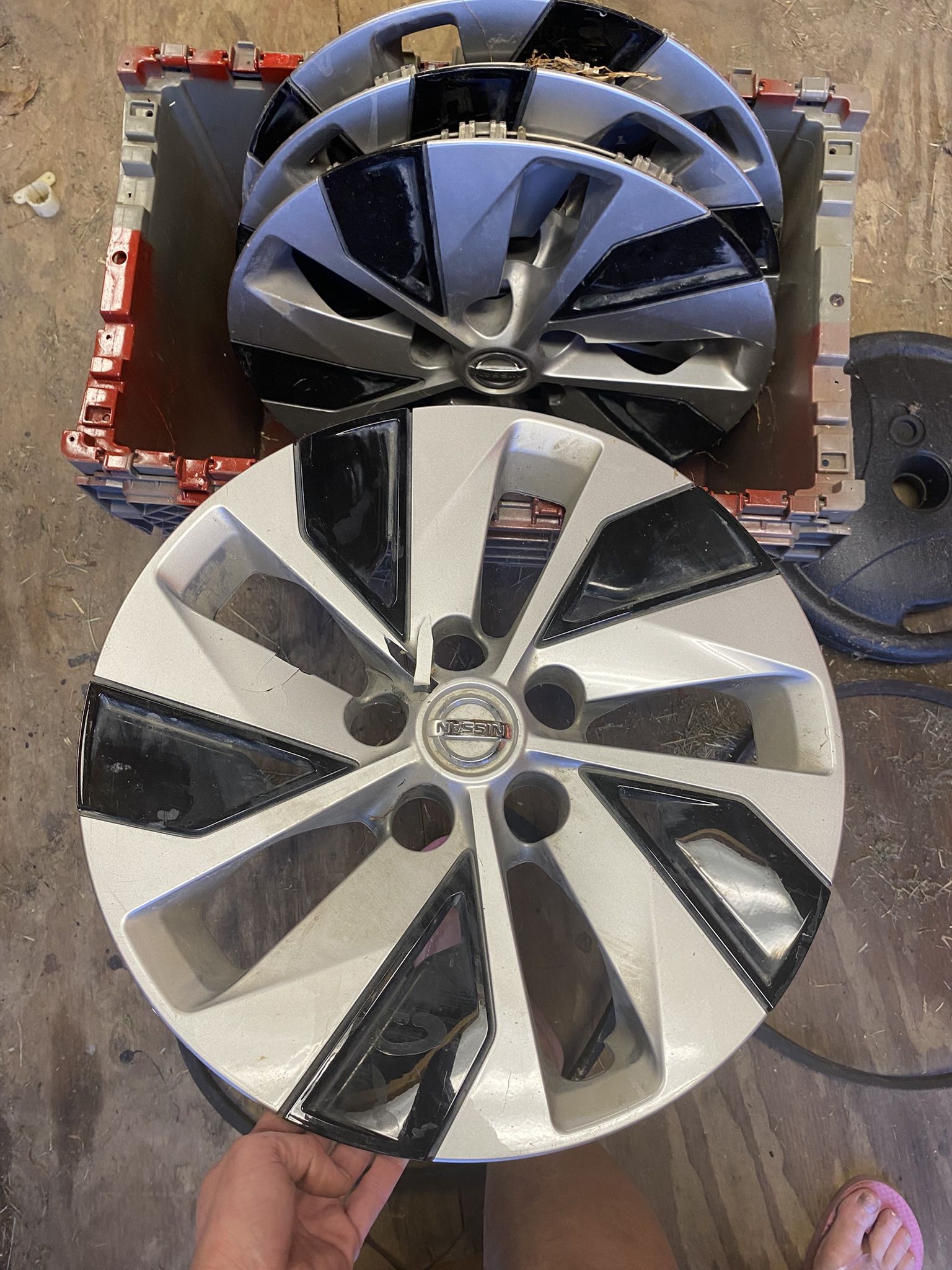 Nissan Altima Hub Caps