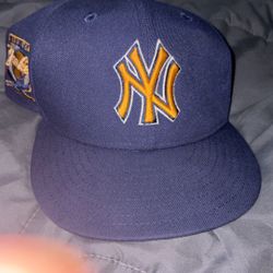 Yankees Hat Size 55.6cm