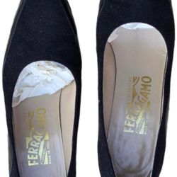 Ferragamo Designer Shoes Women’s 8M Salvatore Ferragamo  Heels Pumps Black Suede Leather Slip-on’s