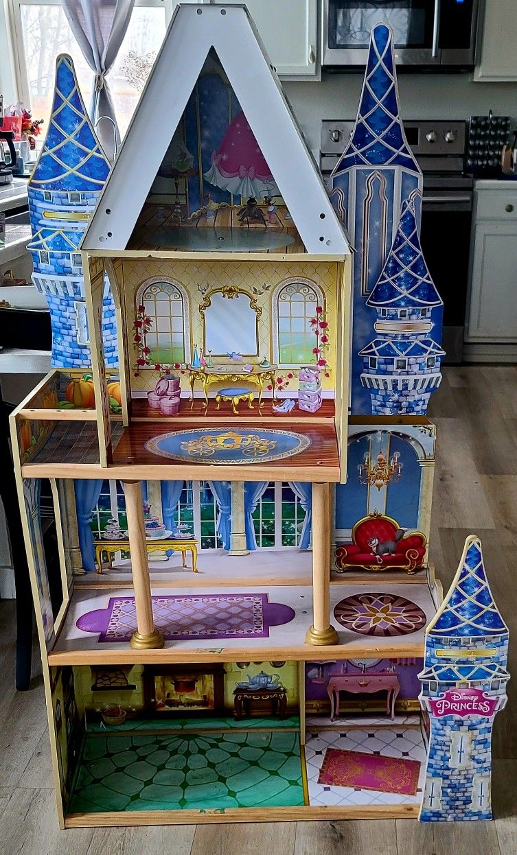 Doll House Princess Edition 
