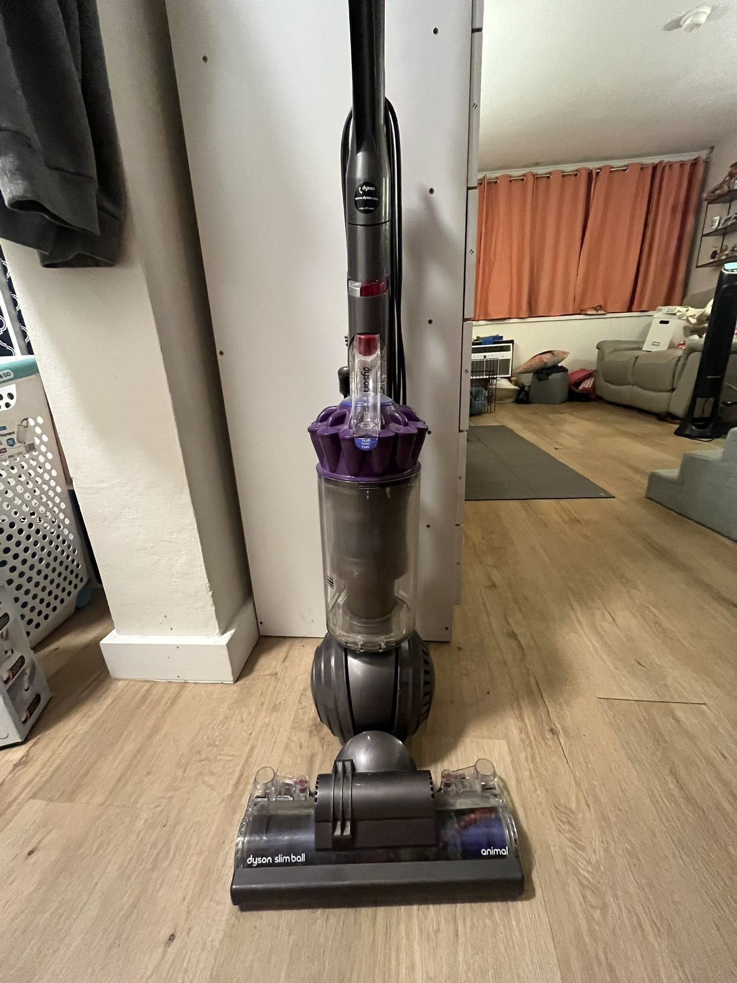 Like new- Dyson Slim Ball Animal upright vacuum cleaner ($160, Firm)