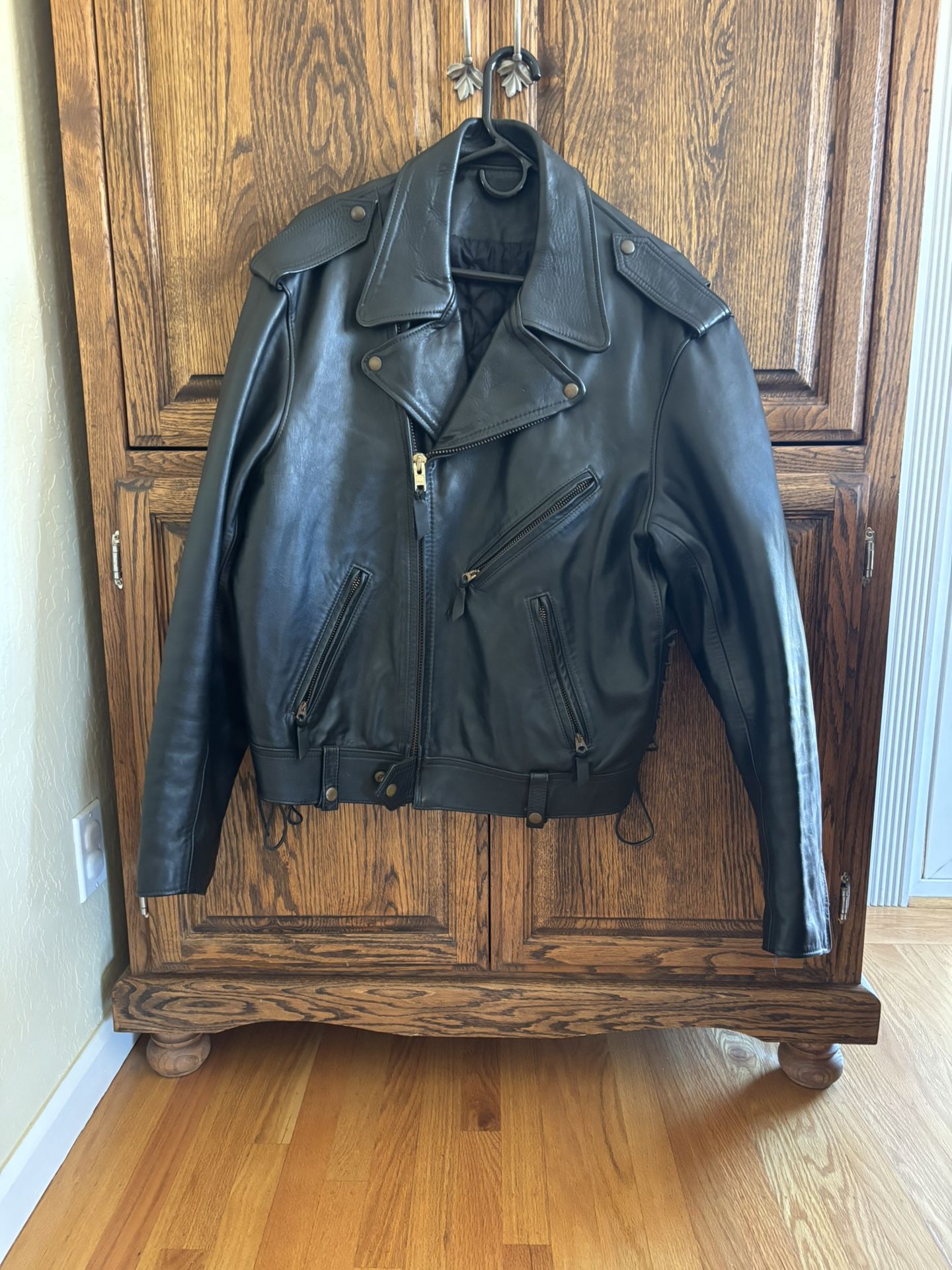 Heavy Duty Insulated Leather Motorcycle Jacket
