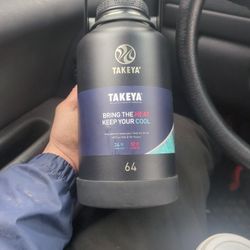 Takeya 64 Ounce Hydration Bottle**New**
