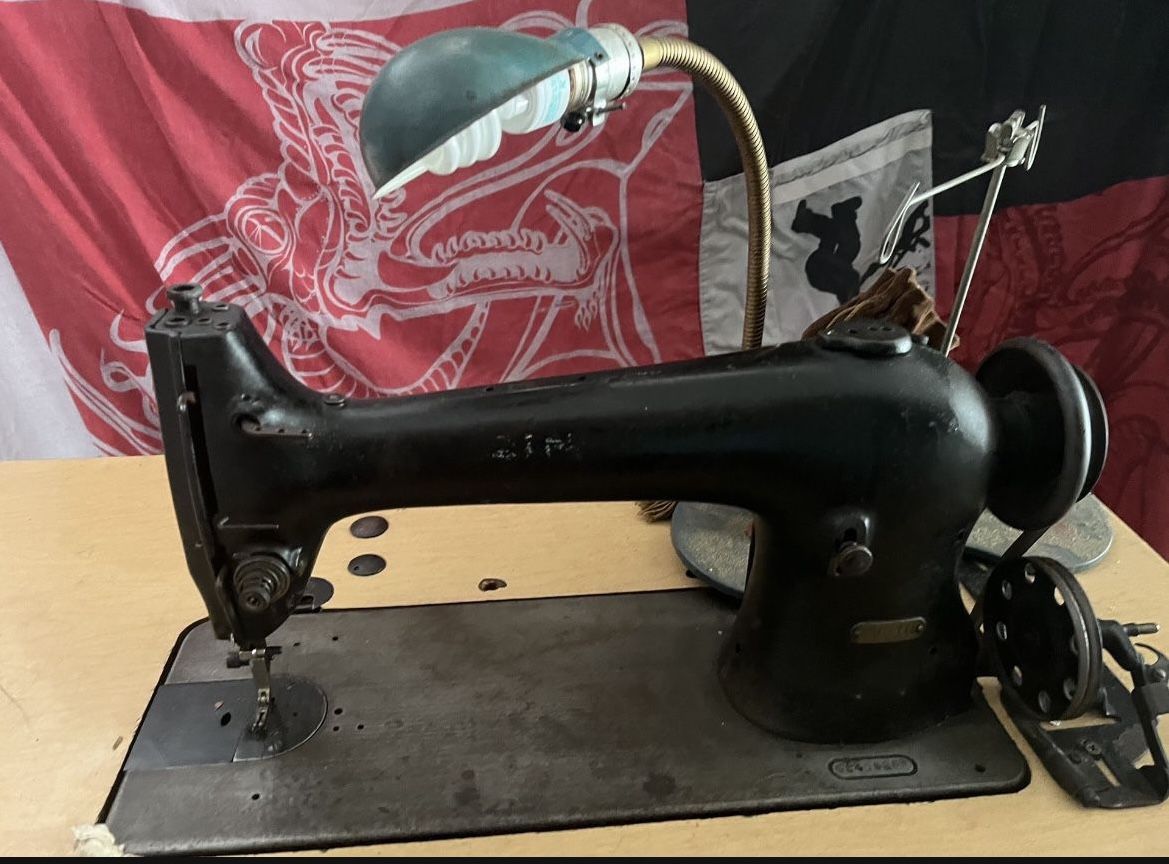 Singer Sewing Machine