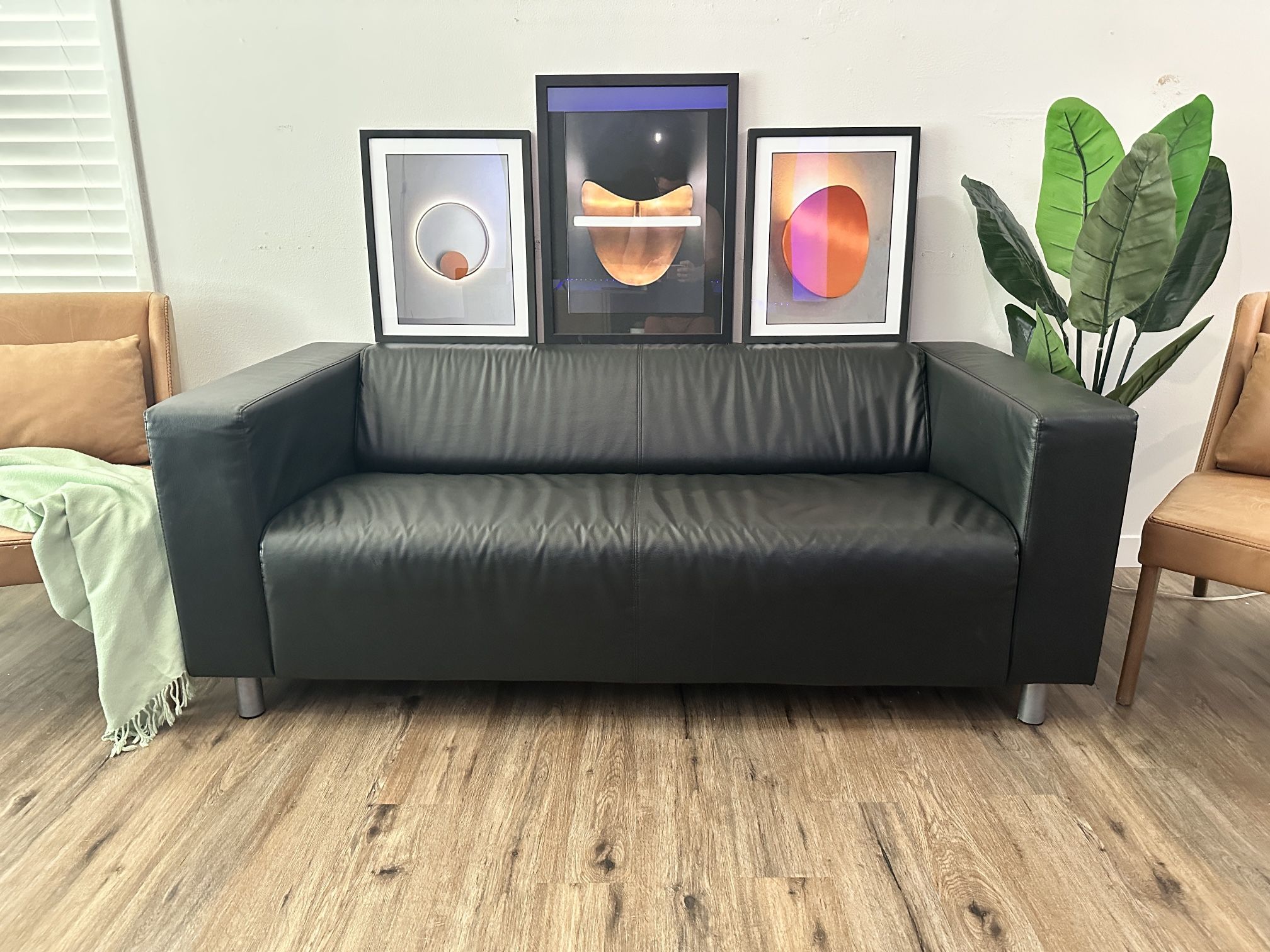 Sofa Couch - Great Condition And Comfortable $200 OBO 