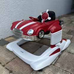 Combi Baby car walker