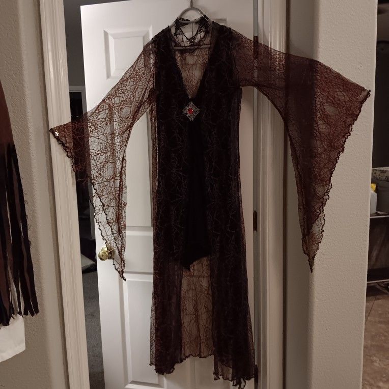 Witch Costume w/matching Hat, Choker, & Earrings⁰