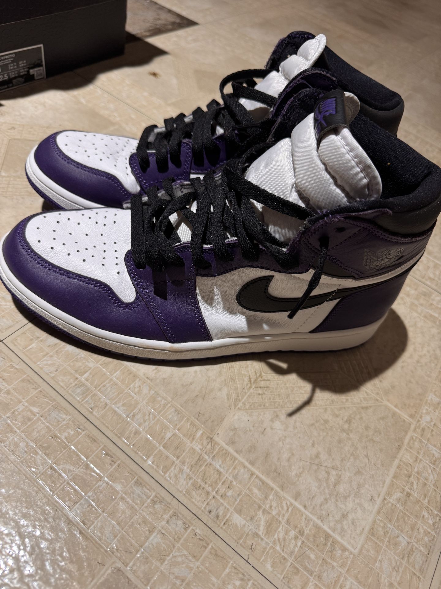 Jordan 1 Court Purple 