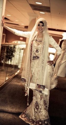 Stunning Pakistani Bridal Set