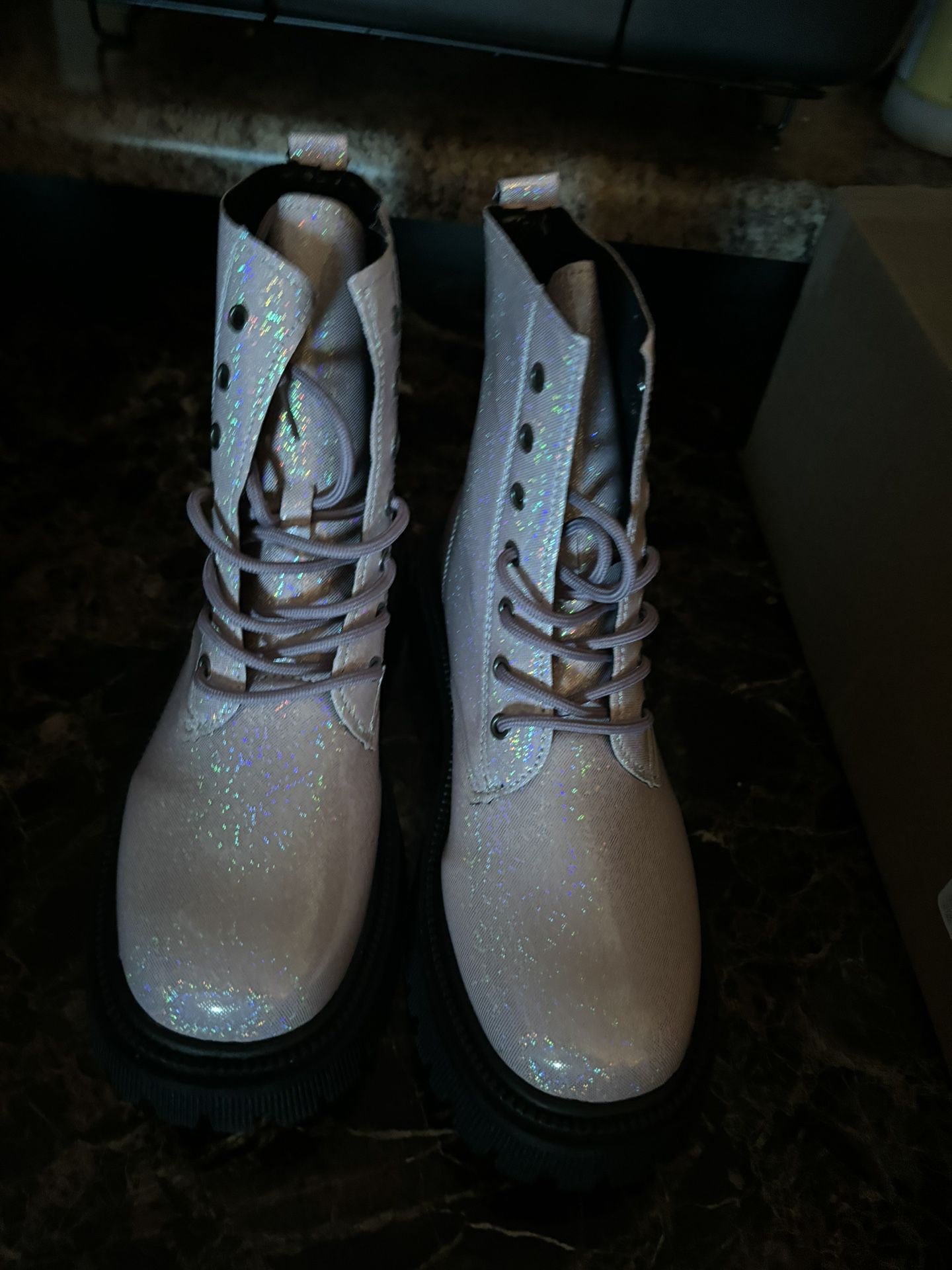 Women’s Sparkly Boots