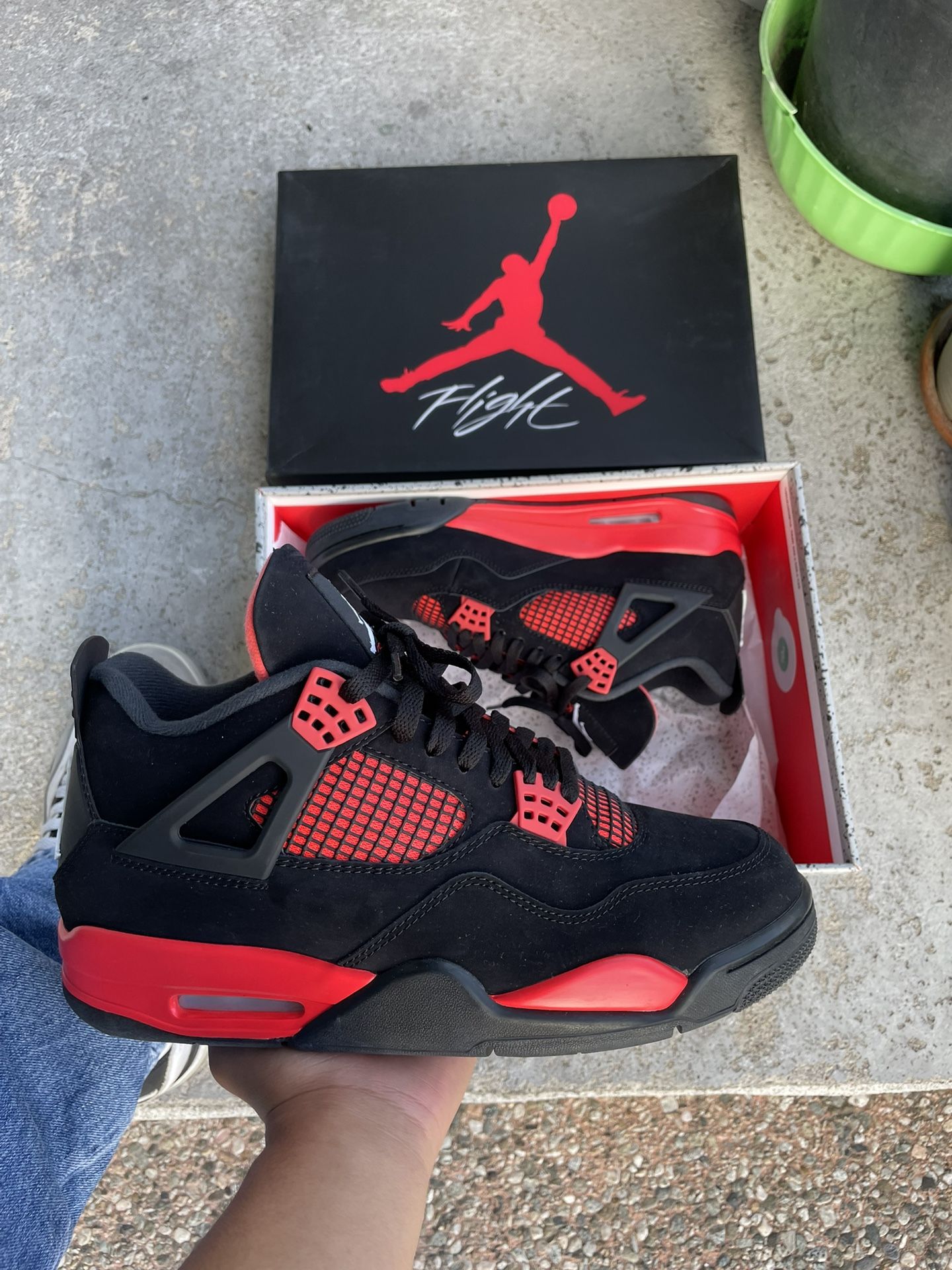 Air Jordan 4 Red Thunder