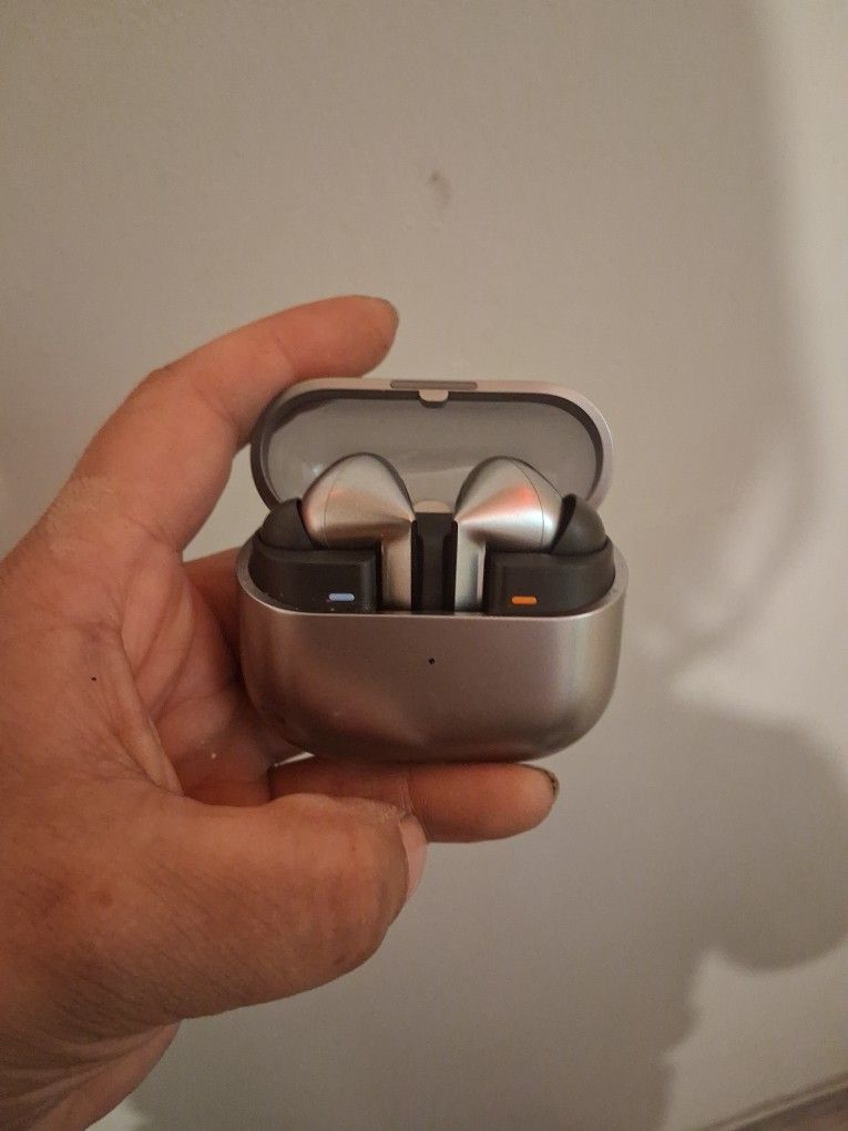 Galaxy Buds 3 Sliver