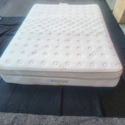 King Mattress- Saatva Classic 11.5 