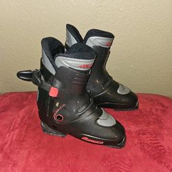 Ski Boots- Nordica bioflex 60 (Size 8-9 Men’s, 9-10 Women’s)