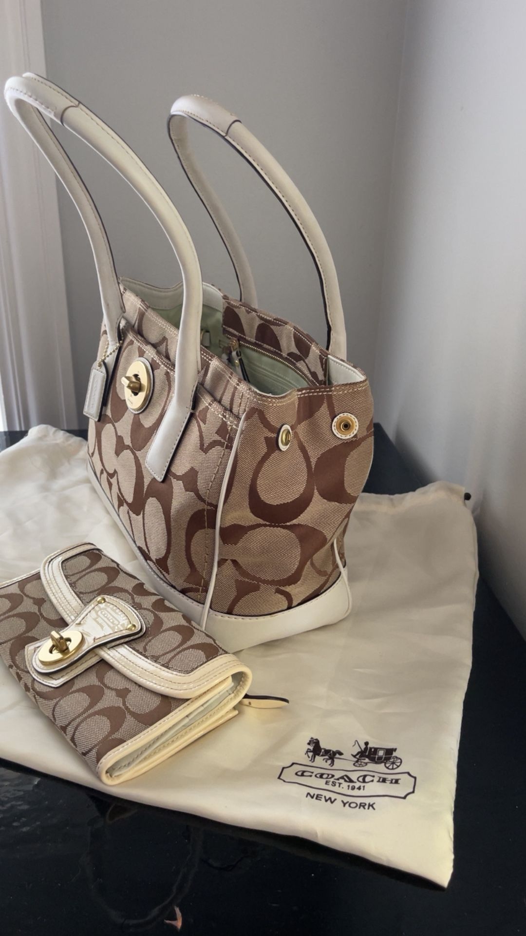 Coach White Trim Shoulder Bag with Matching Wallet