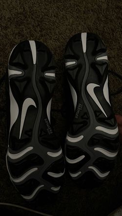 Nike baseball cleats size 12