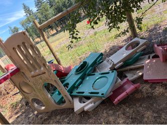 Play structure