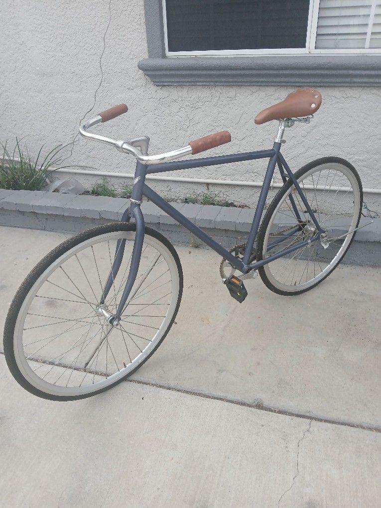 Men's 700c Vilano Classic Urban City Bike