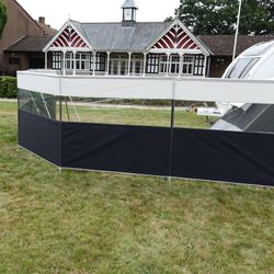 Dometic Pro Windbreak 5 – Camping Caravan Awning Wind Break