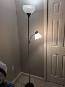 Basic black lamp