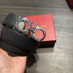 Men Black Leather Belt Silver Buckle Size 30-33 