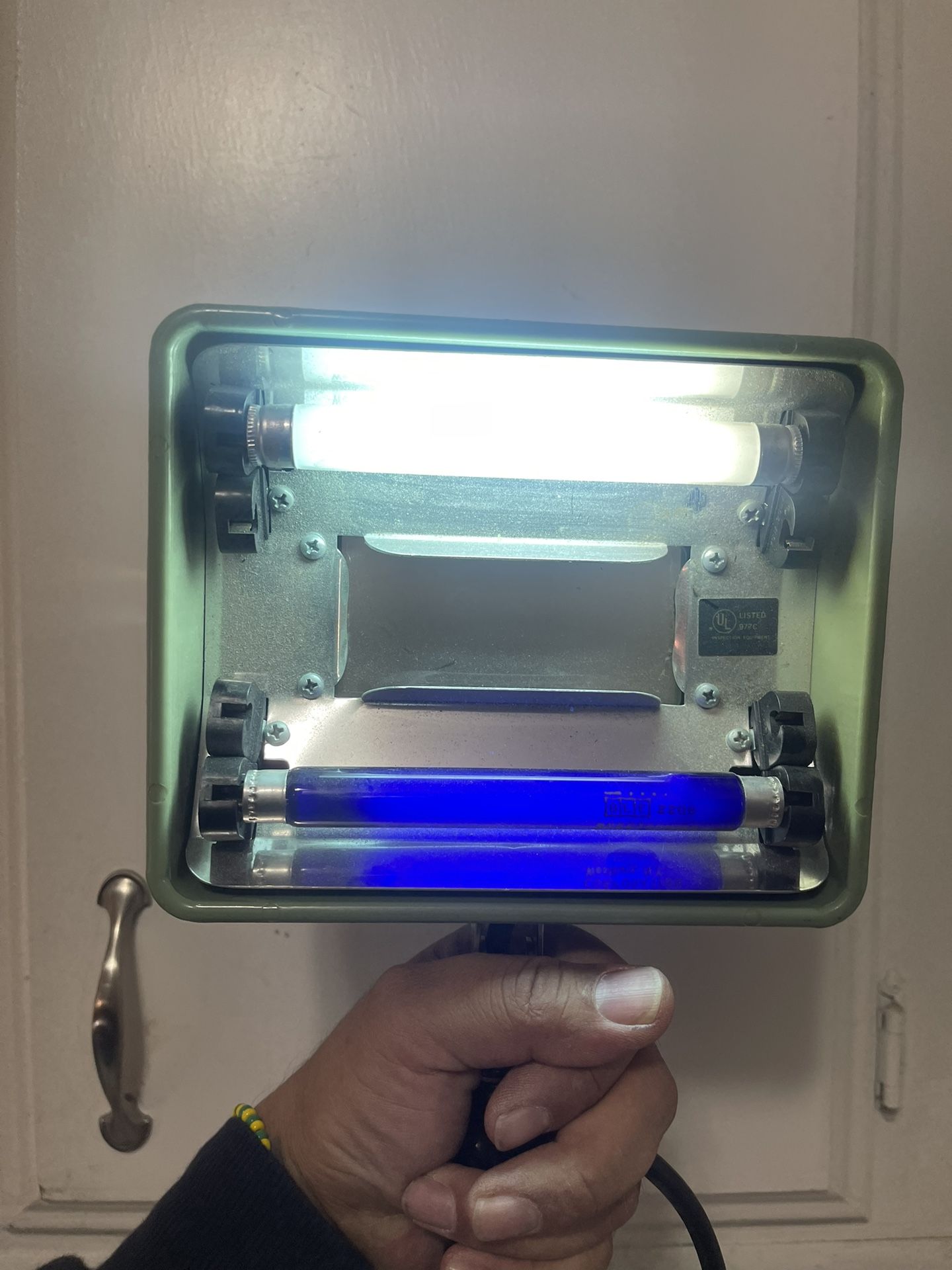 SPECTROLINE Model Q-22 UV Magnifier Lamp