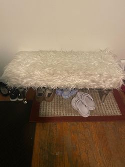 Fuzzy stool bench