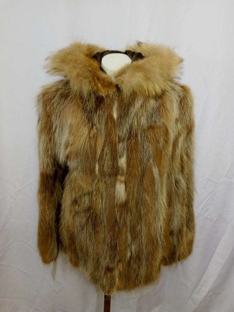 Gorgeous Coyote Fur Hooded Bomber Jacket - Size M "Was $140 Now $ $105