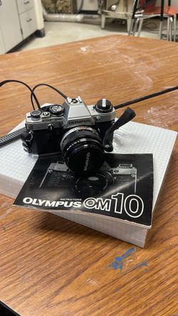 Olympus Camera OM10 Vintage 1979
