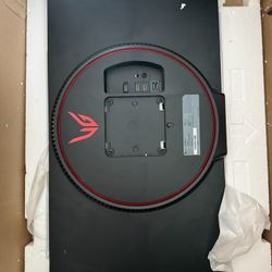 LG ULTRA GEAR MONITOR  1440P QLED 180 HZ