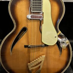 Vintage Gretsch With DeArmond Rhythm Chief 1000